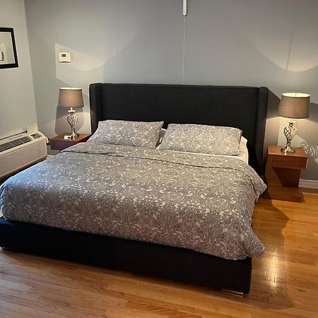 Aparthotelmontreal By Les Terrasses Saint Urbain 2225I2 Zewnętrze zdjęcie
